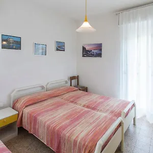 Giannina Apartment