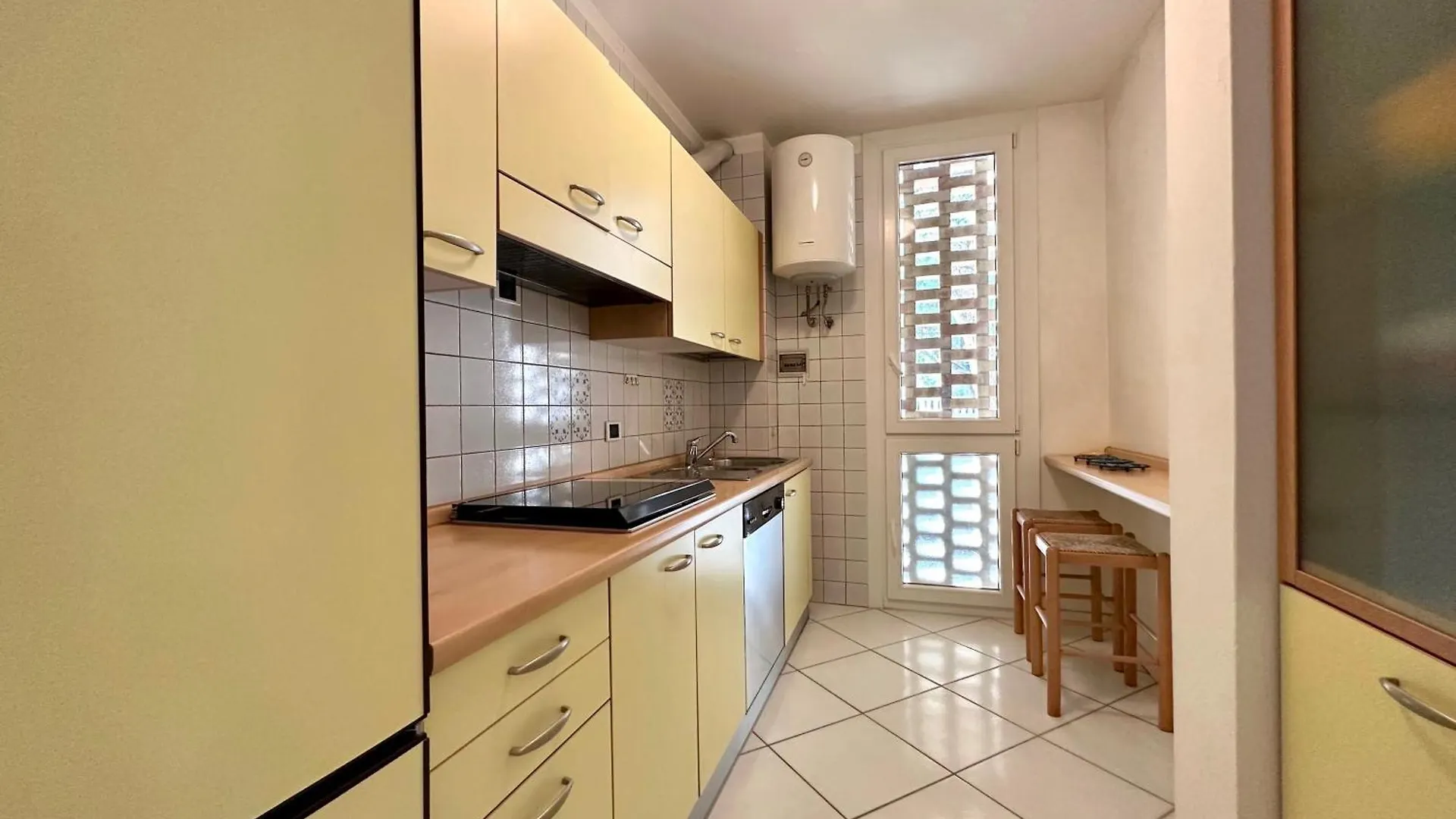 Residence Vera 101-Carraro Immobiliare Jesolo-Family Apartments Lido di Jesolo